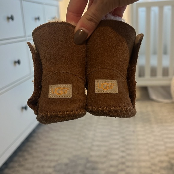 Baby ugg boots - Picture 2 of 3